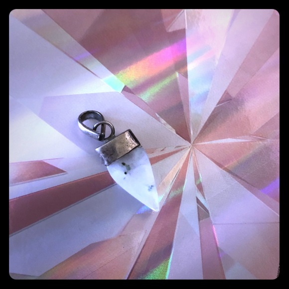 Sterling silver pendant with stone - Picture 1 of 7